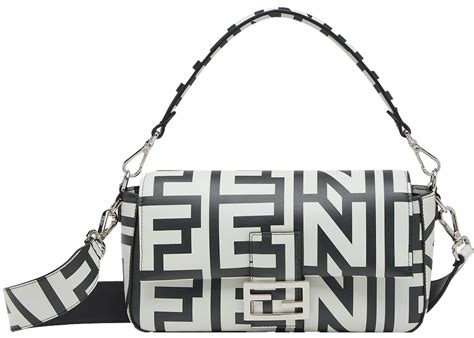 the baguette fendi marc jacobs|marc jacobs baguette.